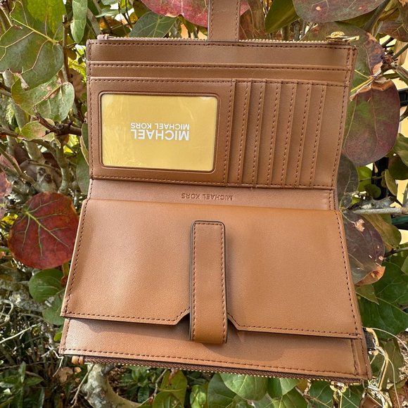 Michael Kors Jet Set Travel Large Double Zip Phone Wallet Wristlet MK Brown - Picture 3 of 9